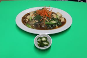 Order Lad Na food online from Thai Wok-In & Go store, Dallas on bringmethat.com