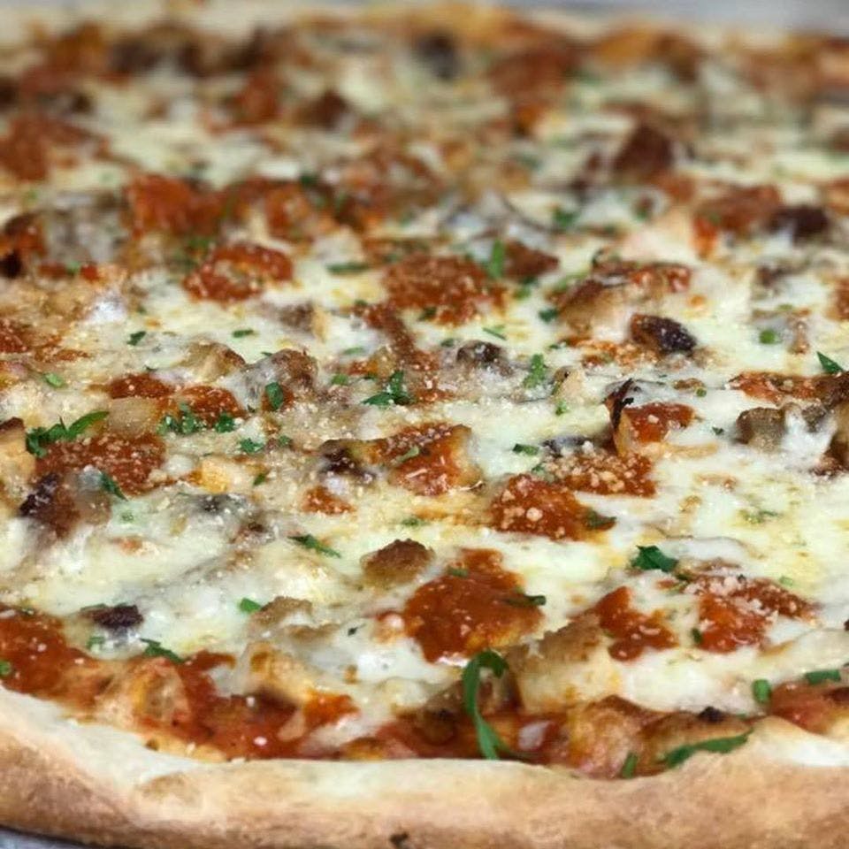 Order Crispy Chicken Parm Pizza - Small 14'' (6 Slices) food online from Planet Pizza store, Ridgefield on bringmethat.com