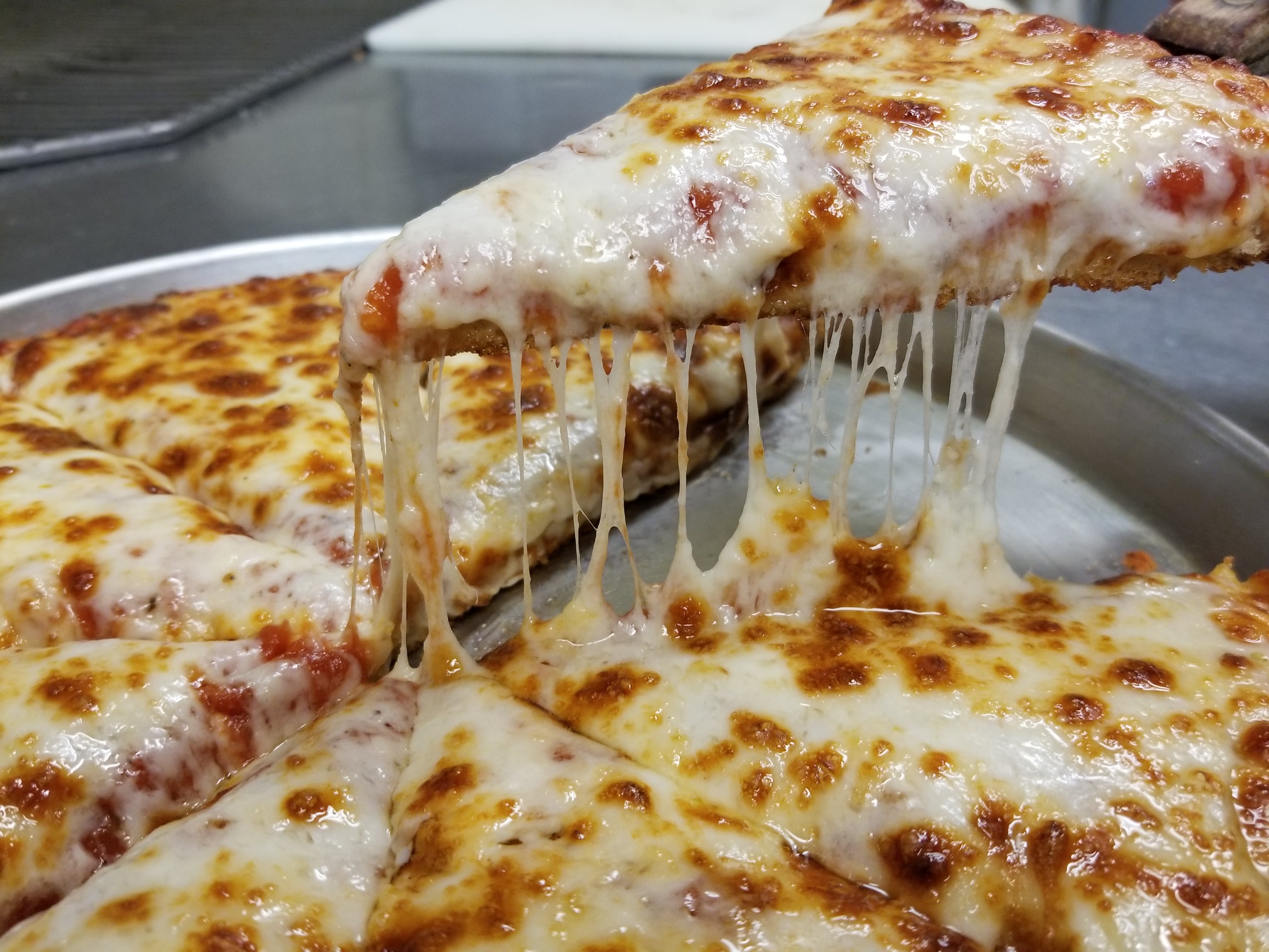 Order Traditional Round Cheese Pizza - 7" (4 Slices) food online from Pizza Joes store, Beaver on bringmethat.com