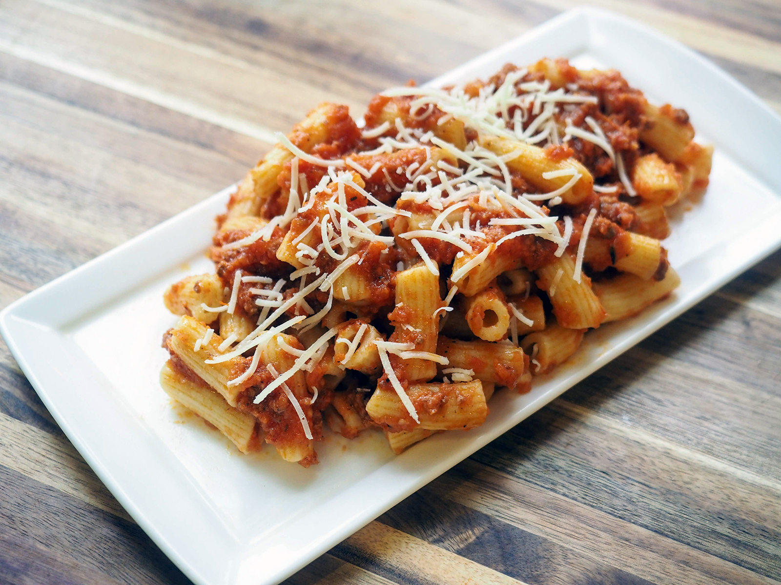 Order Rigatoni Pasta with Meat Ragu food online from Market Hall Foods store, Berkeley on bringmethat.com