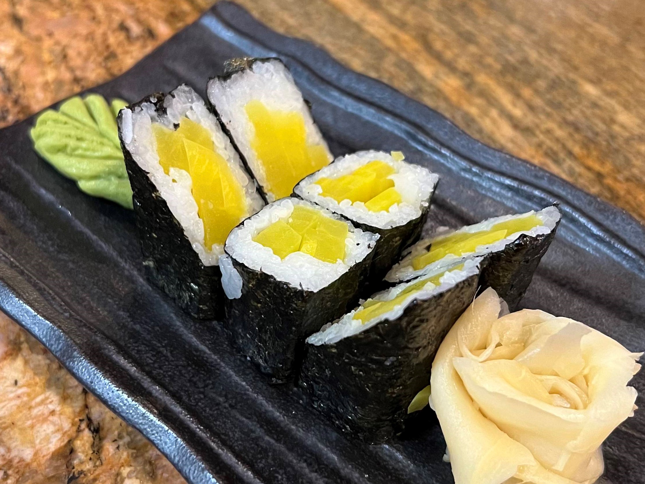 Order Oshinko Roll  food online from Ichiza Sake House store, Las Vegas on bringmethat.com
