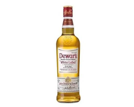Order Dewar's White Label, 750mL whiskey (40.0% ABV) food online from Tenderloin Liquor store, San Francisco on bringmethat.com
