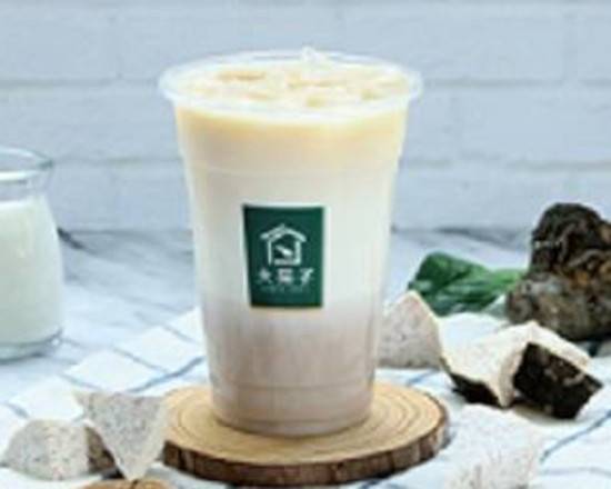 Order Taro Green Milk Tea (Large) food online from Dayung Tea store, Chandler on bringmethat.com