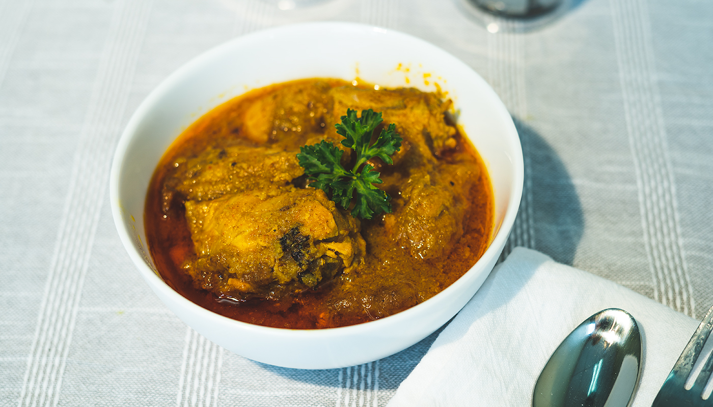Order Chicken Curry food online from Swadesh store, Los Angeles on bringmethat.com