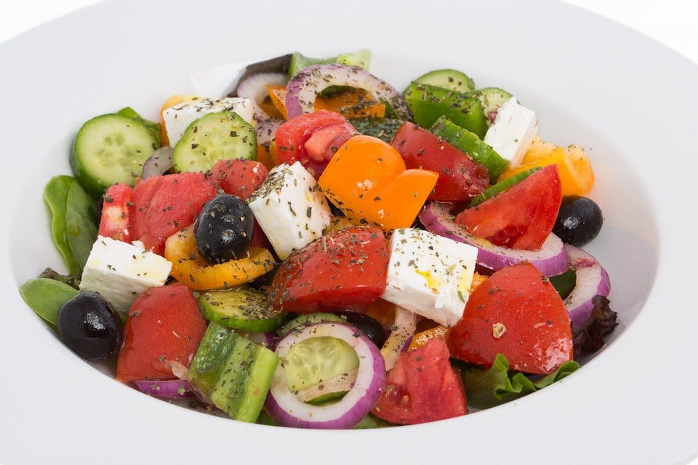 Order Garden Salad - Salad food online from Chicago Pizza & Pasta store, St Charles on bringmethat.com