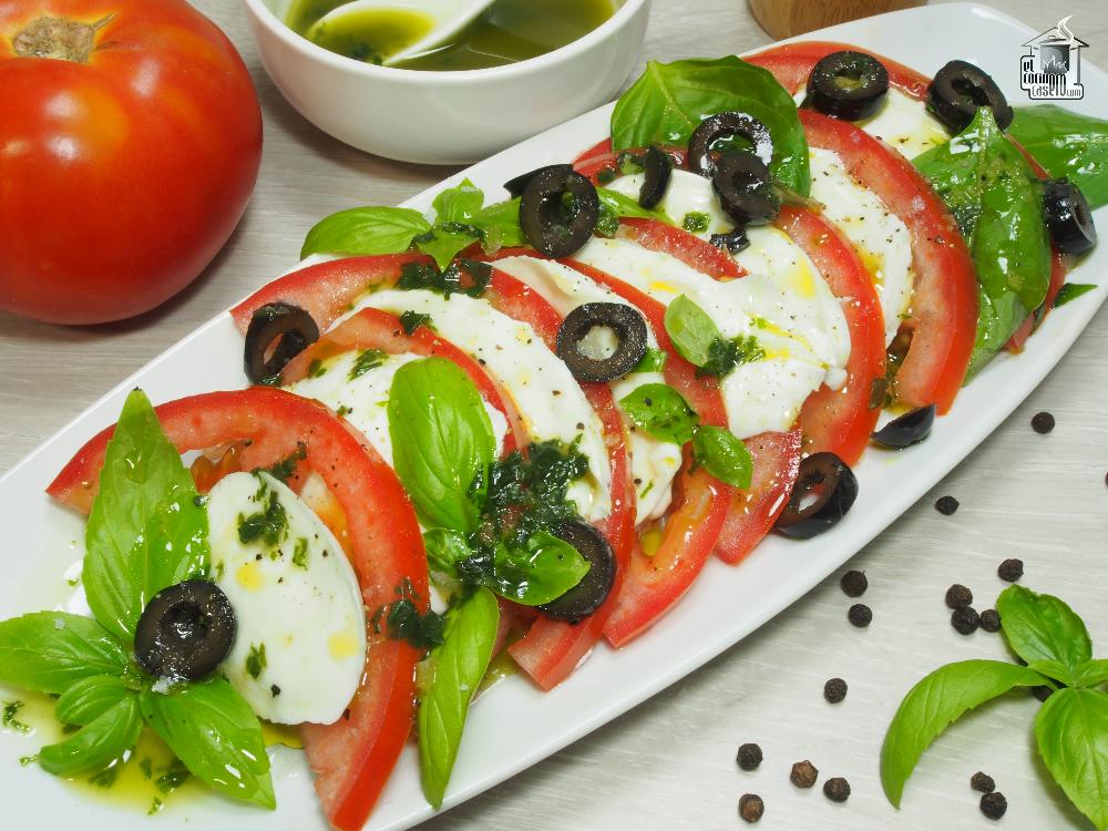Order Caprese Salad food online from Toscana Pizzeria & Restaurant store, Audubon on bringmethat.com