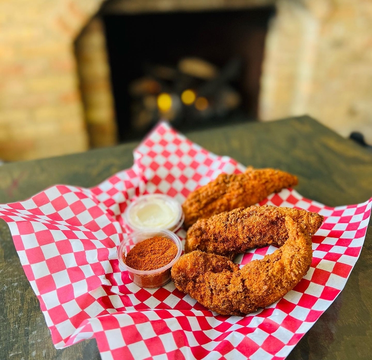 Order Classic Tenders food online from Puck Pub store, Lake Bluff on bringmethat.com