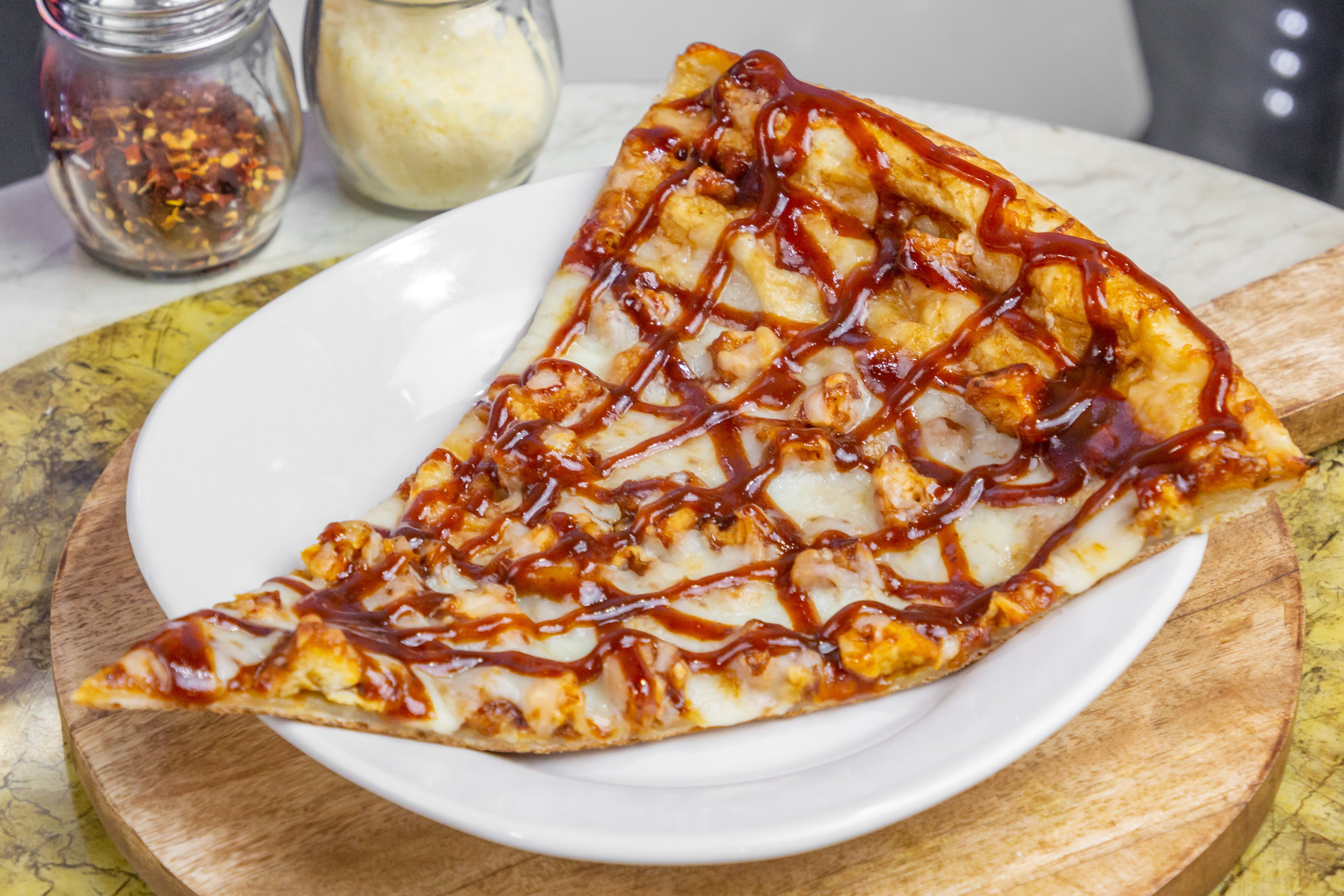 Order BBQ Chicken Pizza - Medium 14'' (6 Slices) food online from Cafe Lark store, Albany on bringmethat.com