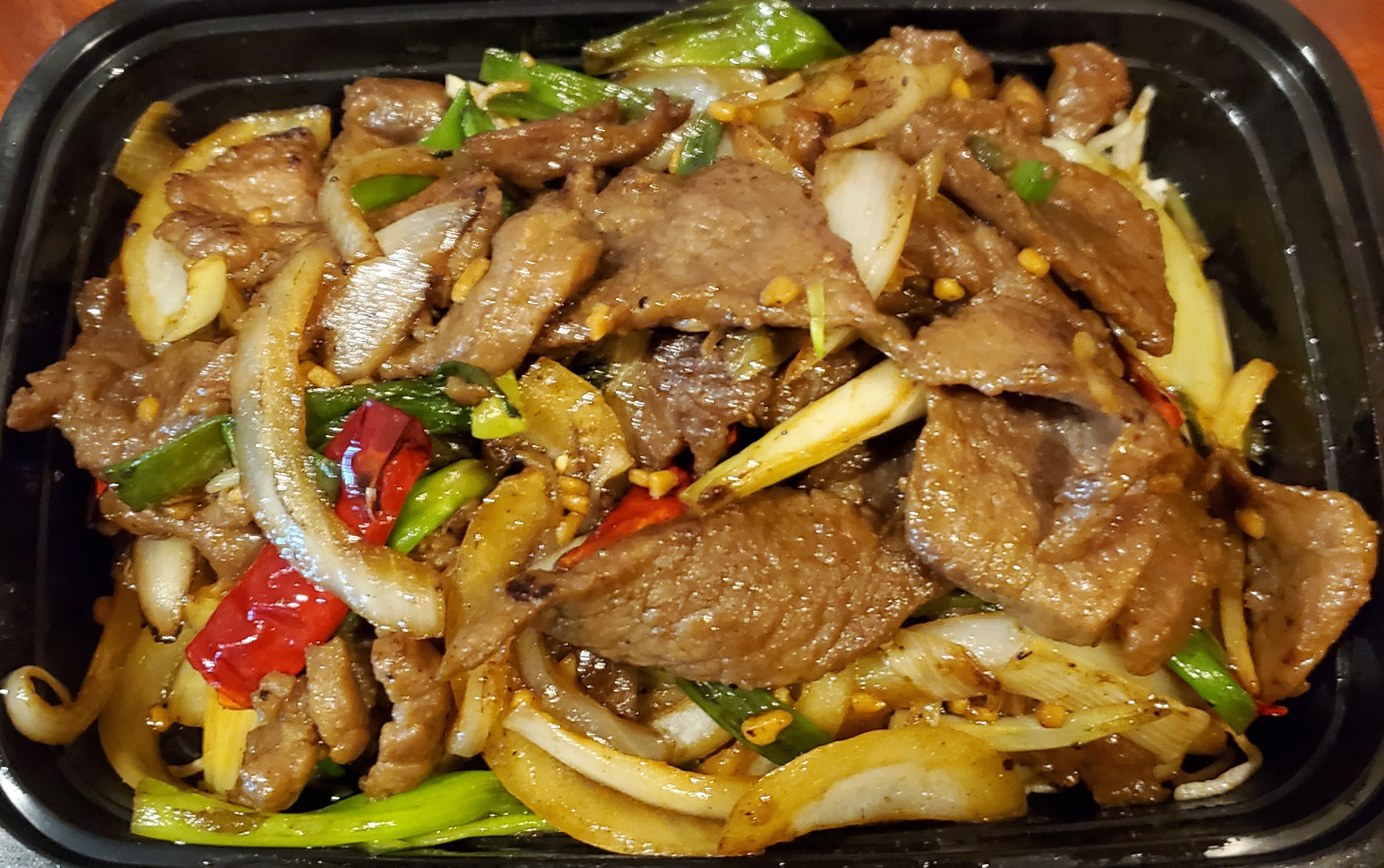 Order Mongolian Beef 蒙古牛 food online from Canton Phoenix store, Portland on bringmethat.com
