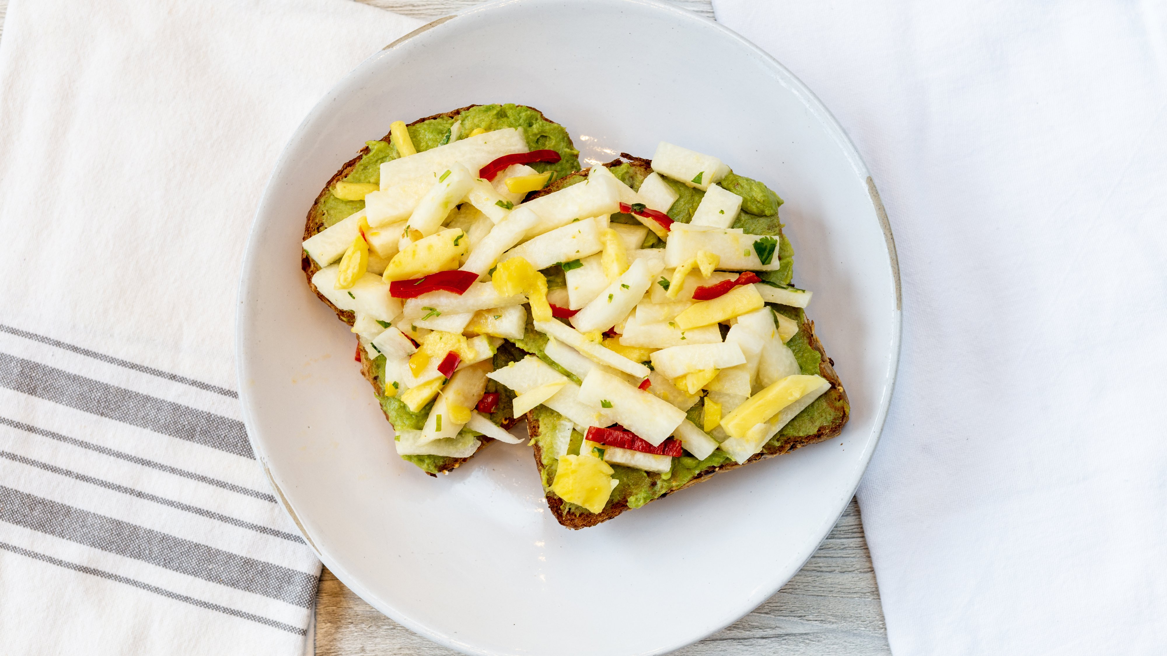 Order Avocado Toast food online from Bond Coffee Collective store, Chicago on bringmethat.com