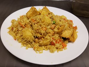Order Pineapple Fried Rice food online from Simply Thai store, Fort Collins on bringmethat.com