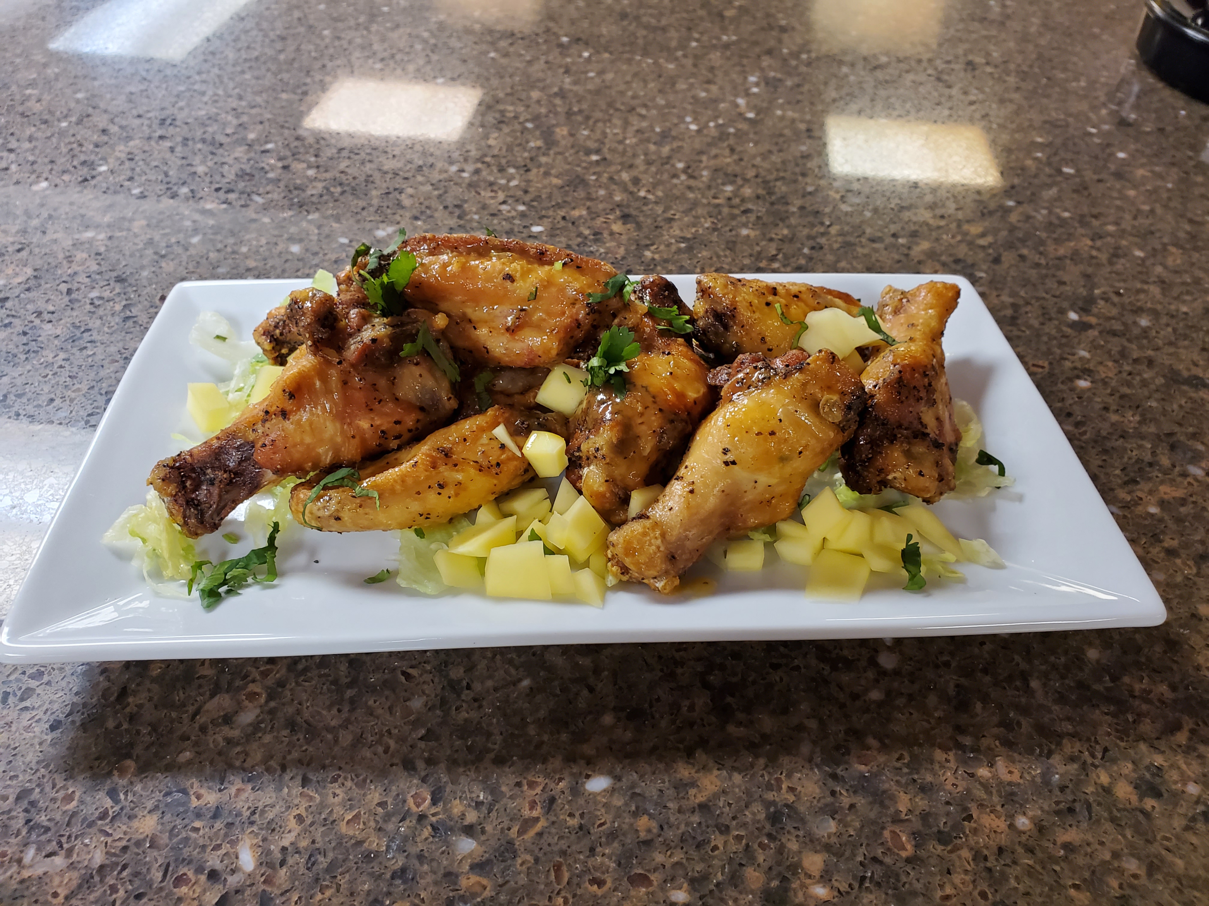 Order Chicken Wings food online from The Avocado Mexican Grill store, Runnemede on bringmethat.com
