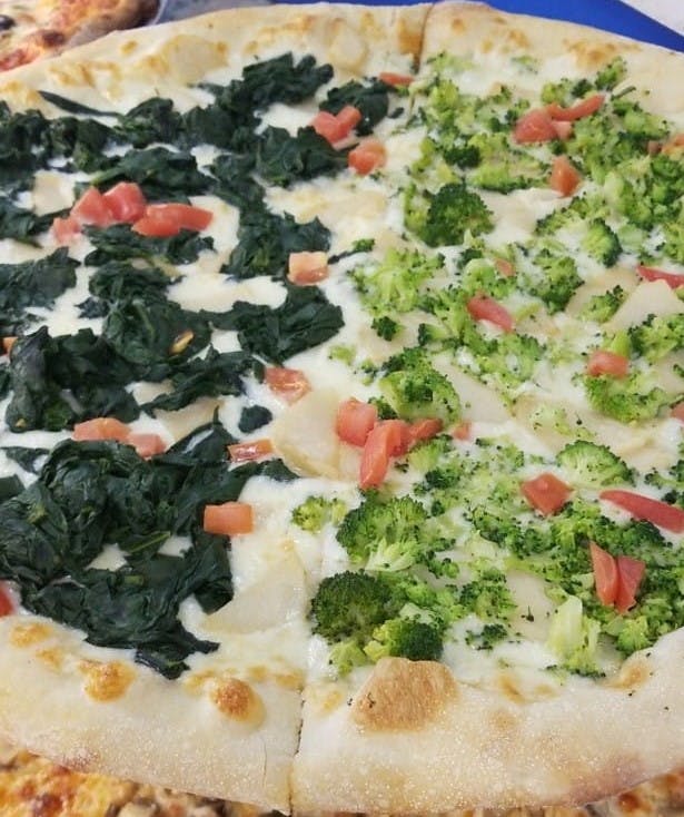 Order White Veggie Pizza - Personal food online from Doria Pizza Restaurant store, Summit on bringmethat.com