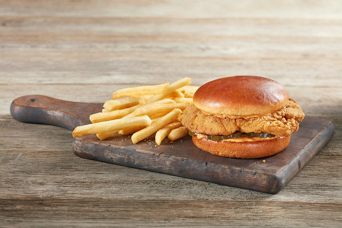 Order Spicy Crispy Chicken Sandwich food online from Huddle House store, Monroe on bringmethat.com