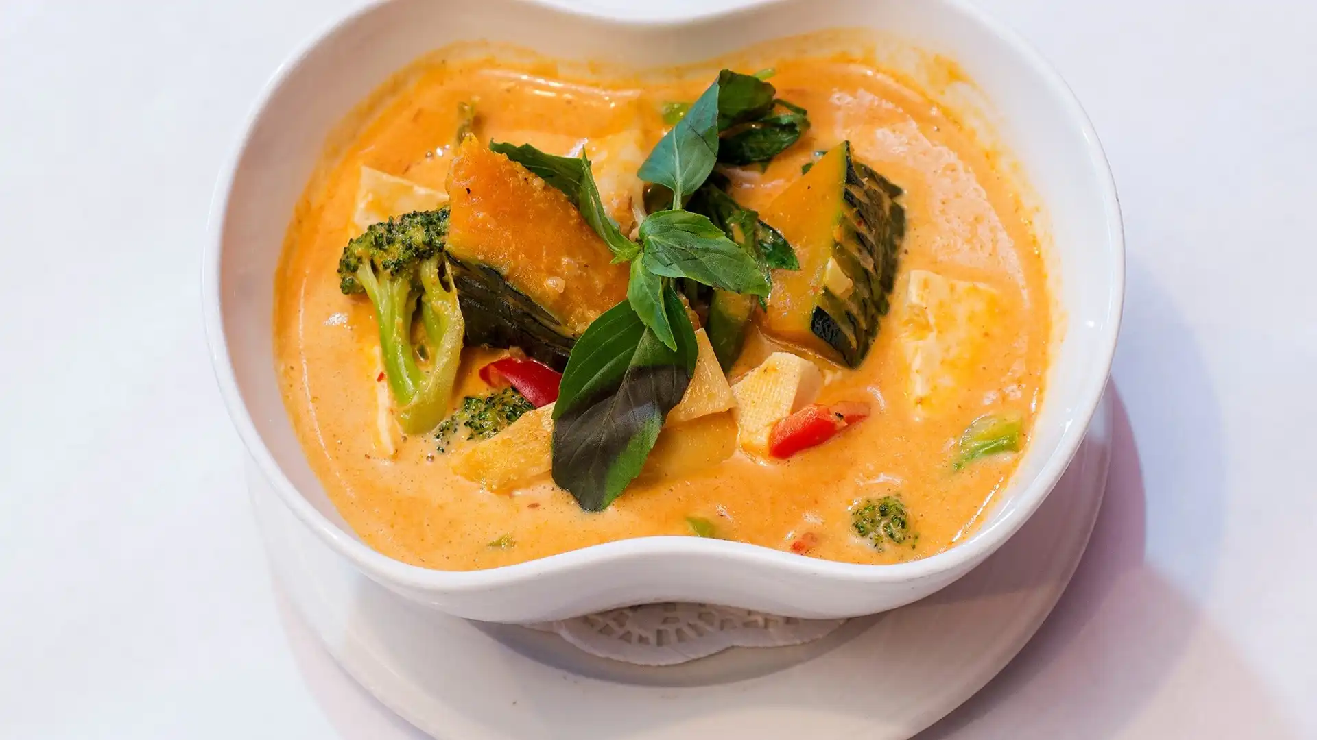 Order Pumpkin Curry food online from Shana Thai Restaurant store, Mountain View on bringmethat.com
