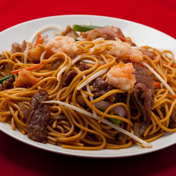 Order 73. House Chow Mein food online from China One store, Las Vegas on bringmethat.com