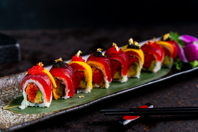 Order Kinha Gold Roll food online from Kinha Sushi store, Garden City on bringmethat.com