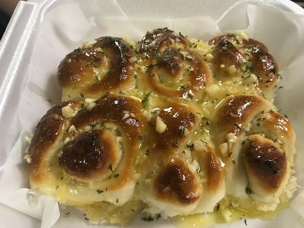 Order Garlic Rolls - 6 Pieces food online from Broadway Pizza & Subs store, West Palm Beach on bringmethat.com