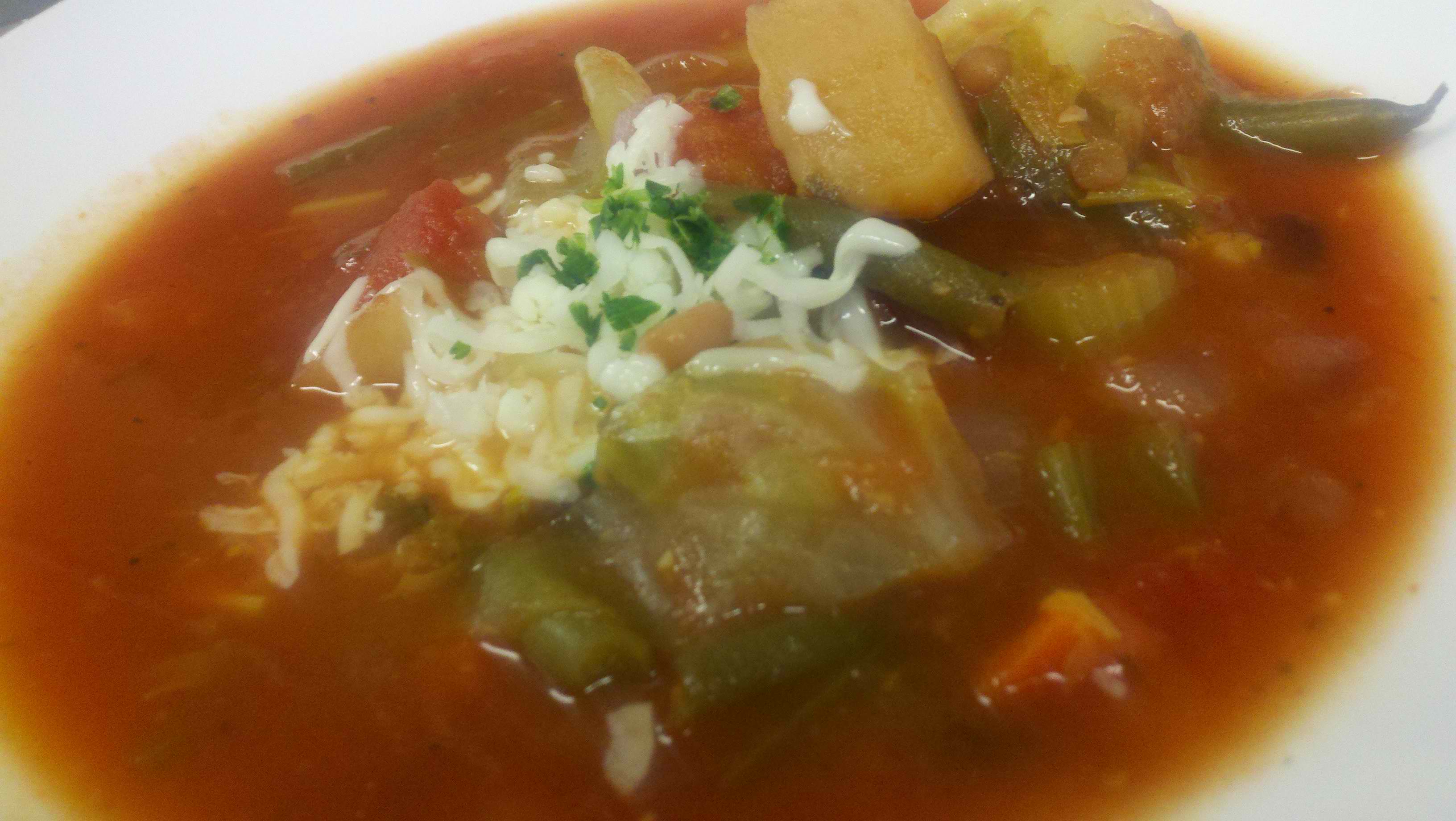 Order House Minestrone Soup food online from Dominic's Ristorante Italiano store, Cypress on bringmethat.com