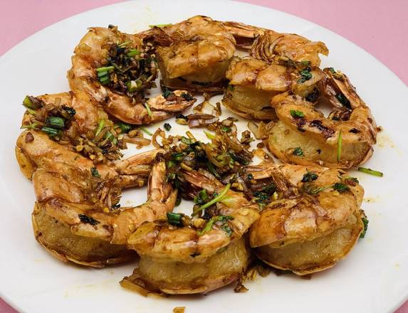 Order Pan-Fried Prawn with Maggie Sauce food online from Peony Seafood Restaurant store, Oakland on bringmethat.com