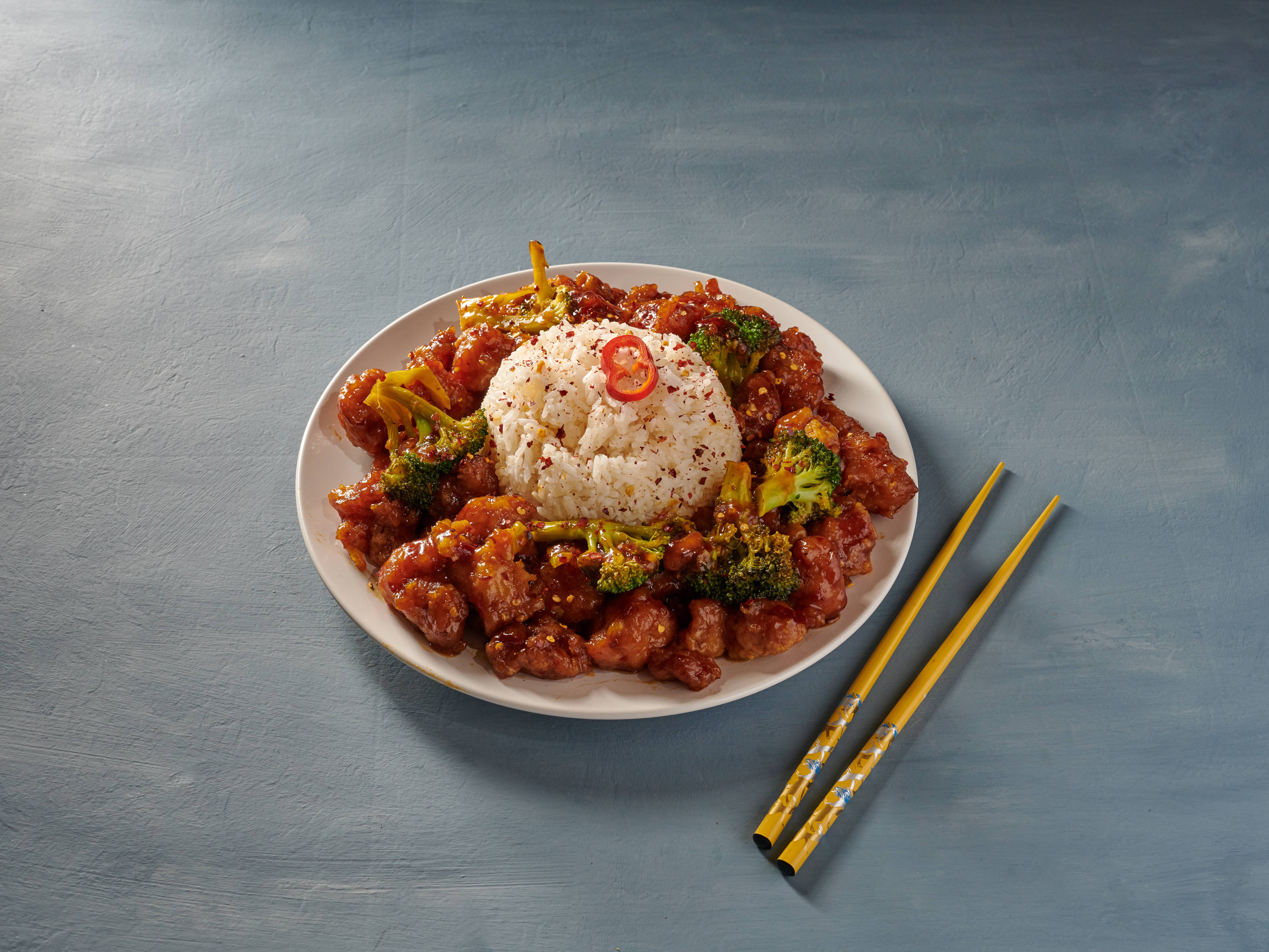 Order S3. General Tso's Chicken food online from Hong Kong store, Washington on bringmethat.com