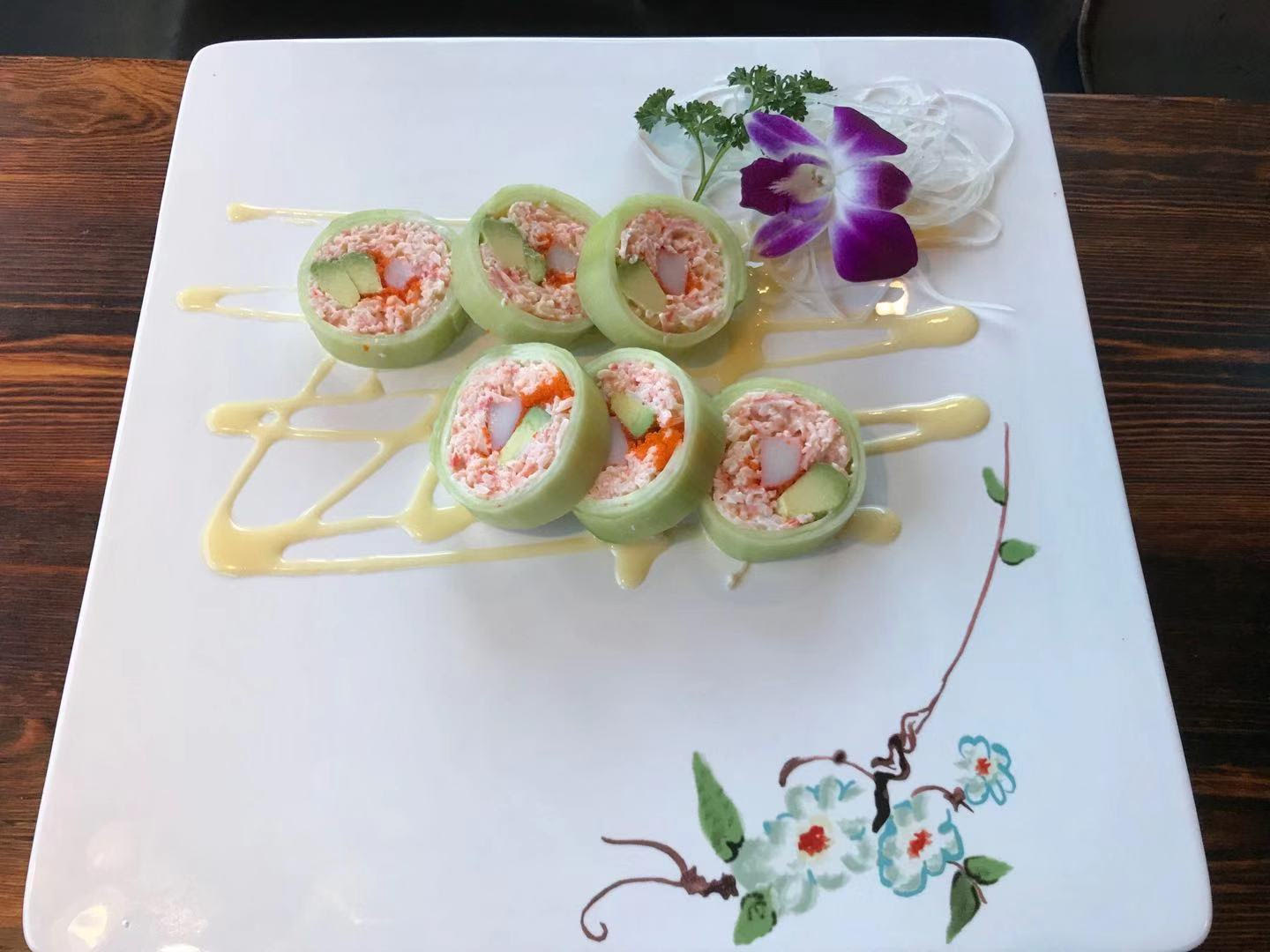 Order Snow Crab Naruto Roll food online from Samurai store, Gulfport on bringmethat.com