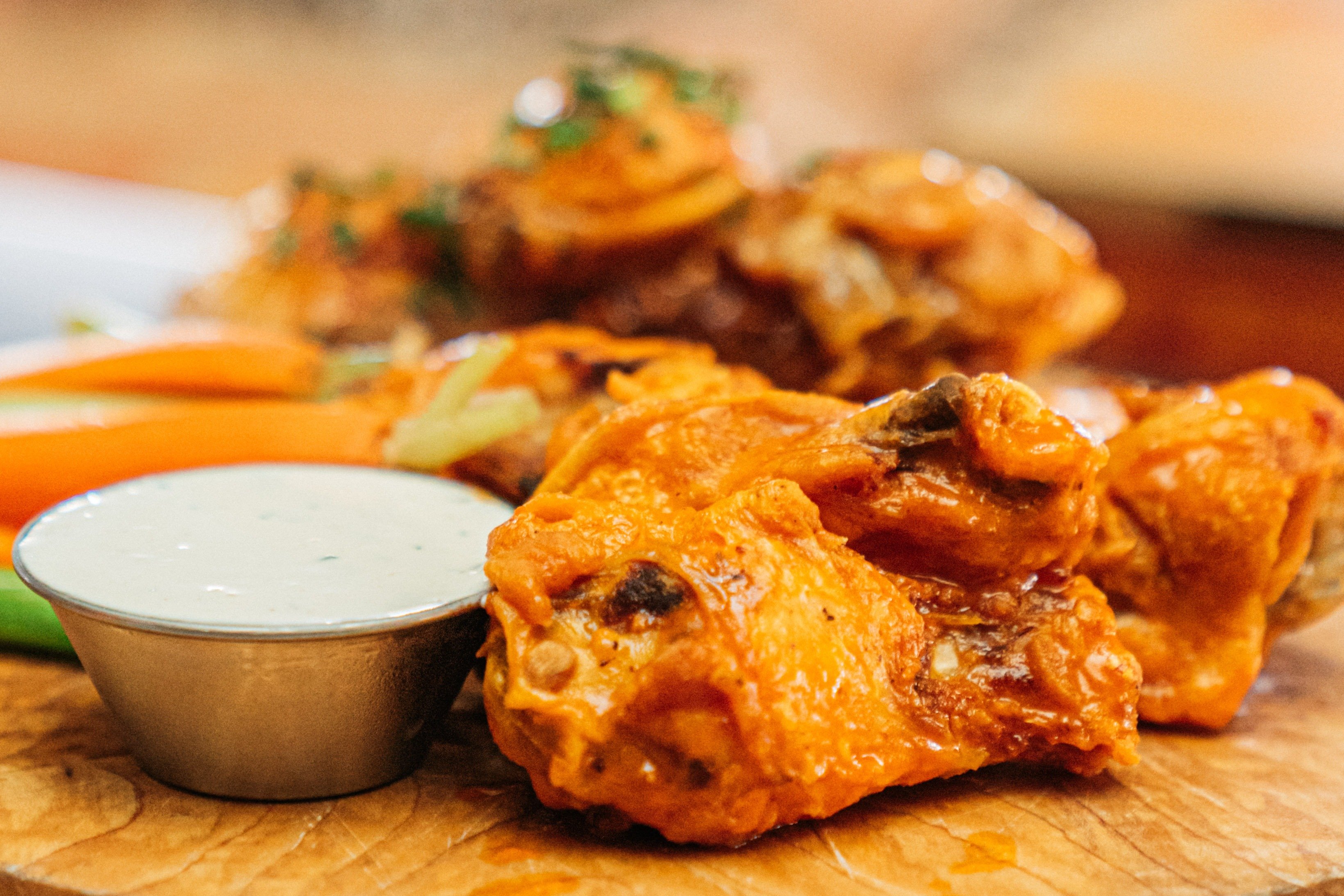 Order 10 Federal Wings food online from Federal Pizza store, Phoenix on bringmethat.com