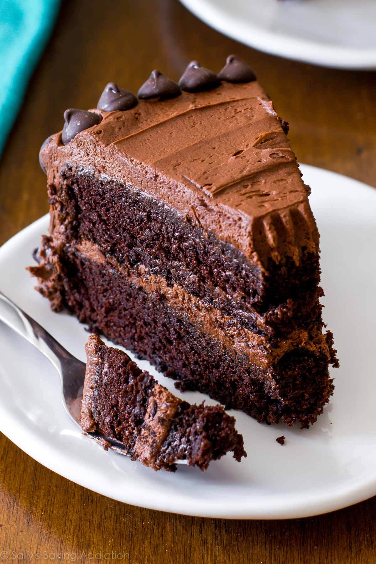Order Chocolate Cake food online from Barzinis Pizzeria store, Deerfield Beach on bringmethat.com
