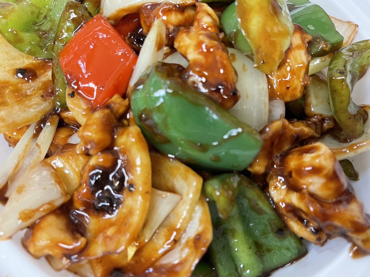 Order 512. Sliced Chicken with Black Bean Sauce food online from Land Of Plenty store, New York on bringmethat.com