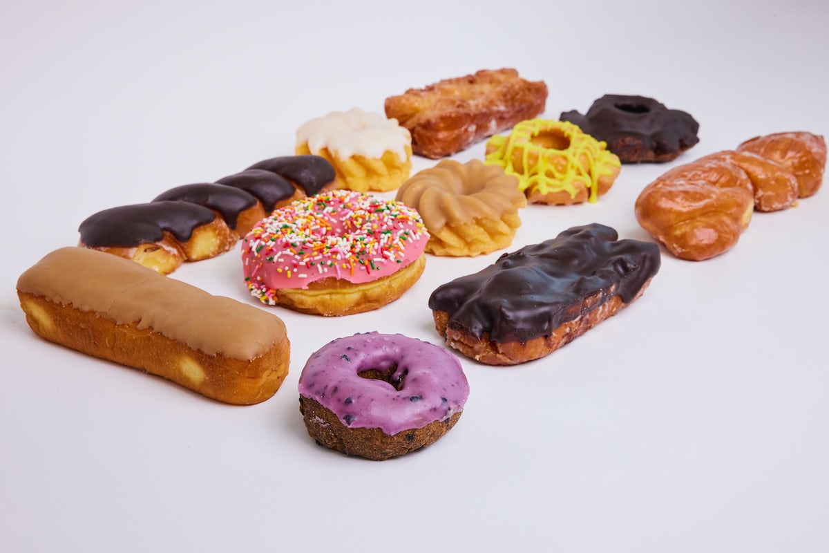 Order Deluxe Dozen food online from Randy Donuts store, Downey on bringmethat.com