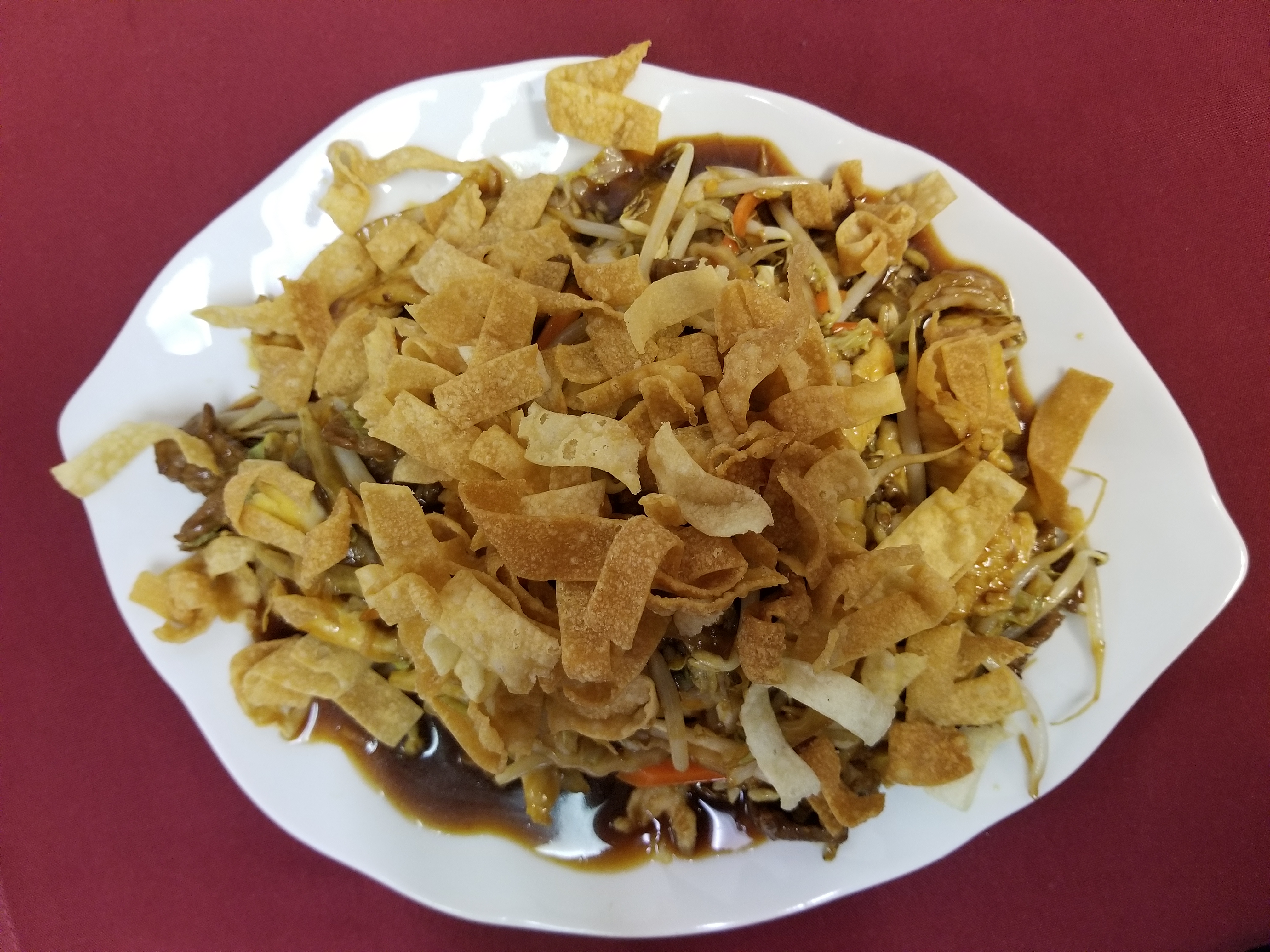 Order 85. Chicken Chow Mein food online from Tsai's Chinese Bistro store, Albuquerque on bringmethat.com
