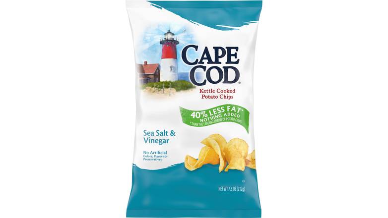Order Cape Cod Sea Salt & Vinegar Kettle Cooked Potato Chips food online from Trumbull Mobil store, Trumbull on bringmethat.com