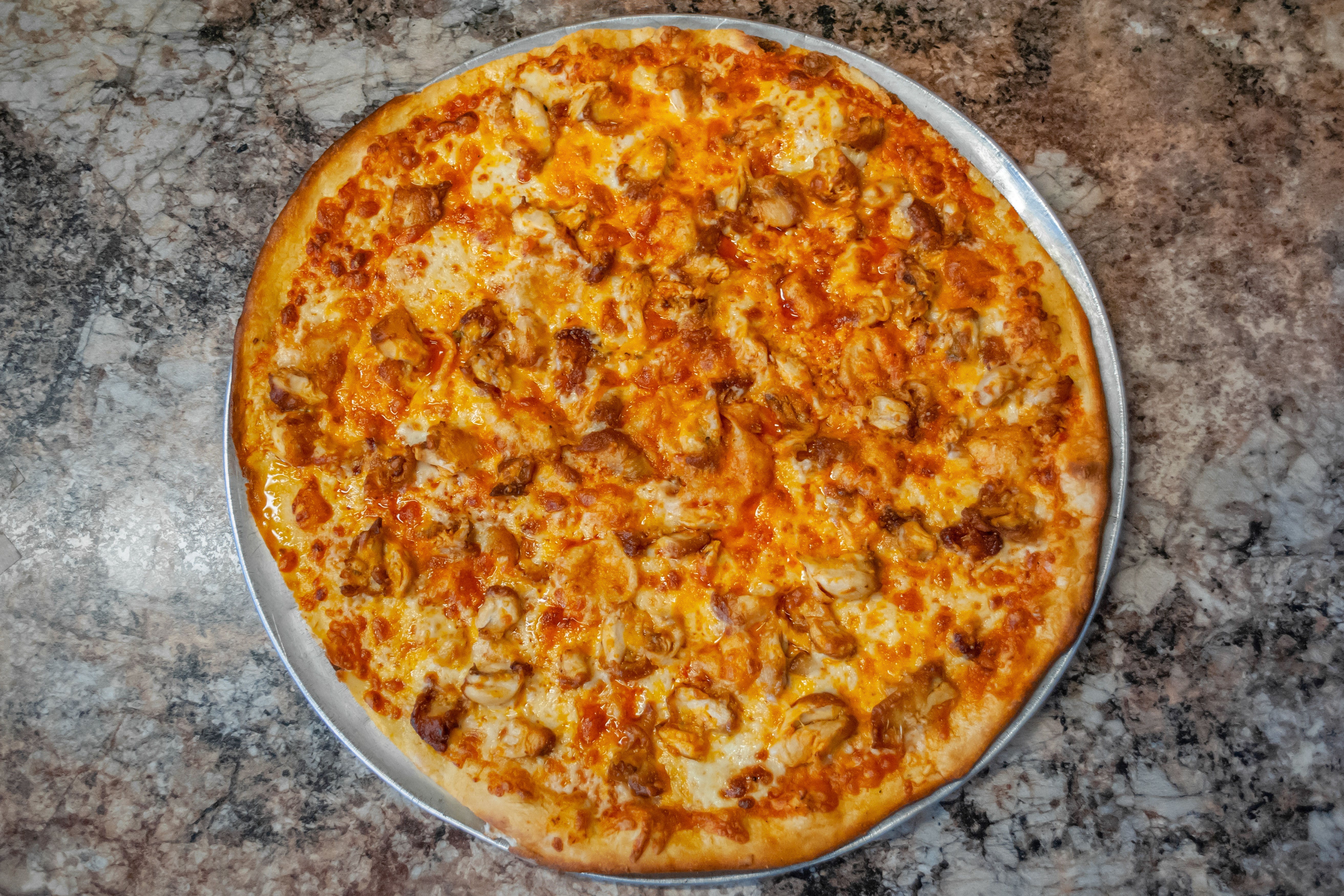 Order Chicken Wing Pizza - Chicken Wing Pizza food online from All Star Pizza store, Rochester on bringmethat.com