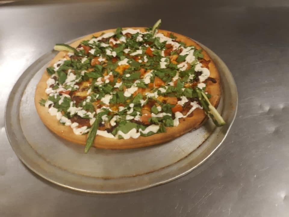 Order Thin Crust Veggie Pizza - Small 15'' food online from Lugano's Pizza # 2 store, Chicago on bringmethat.com