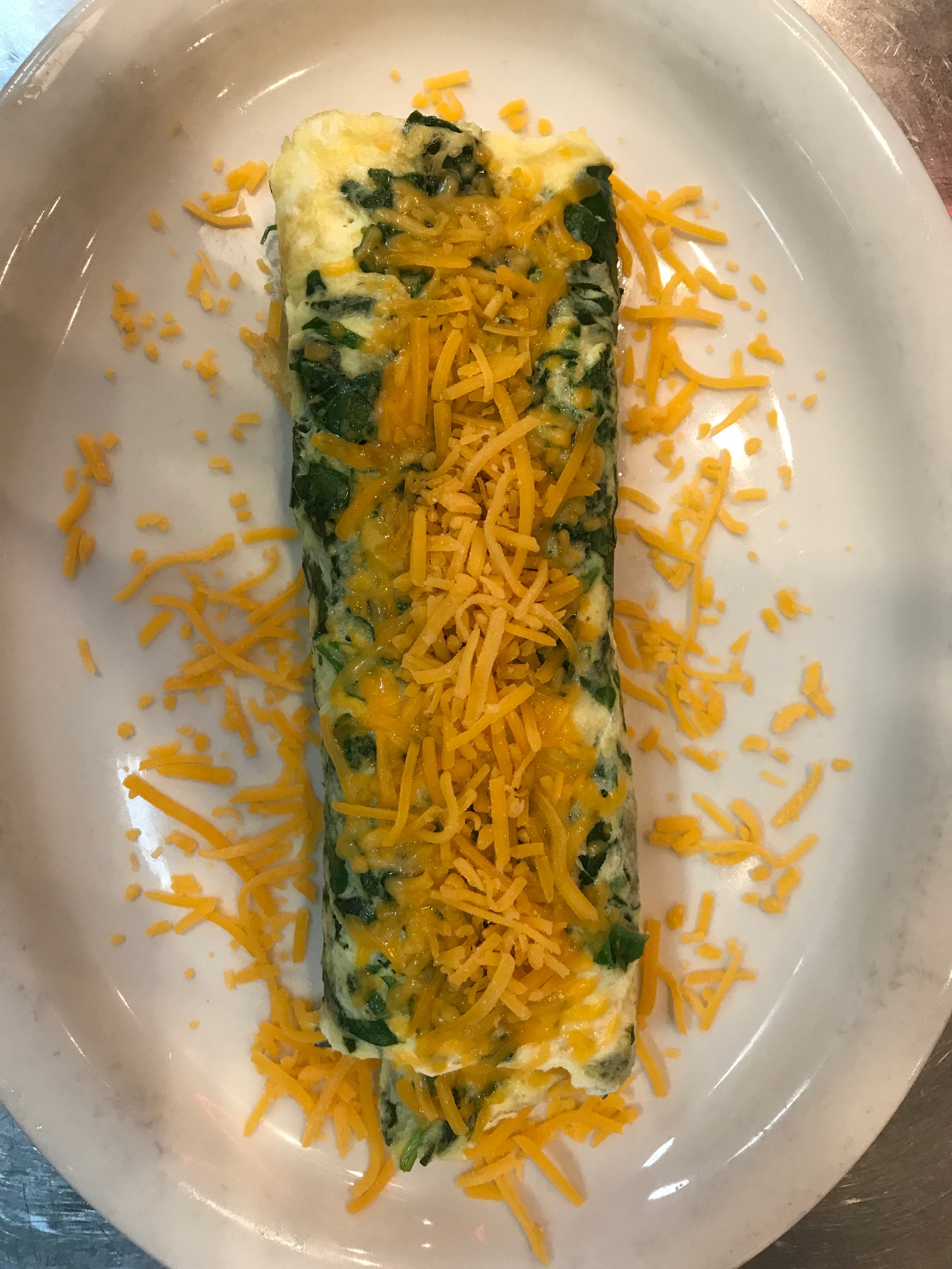 Order Spinach and Cheese Omelette food online from Mama Daughters' Diner store, Plano on bringmethat.com