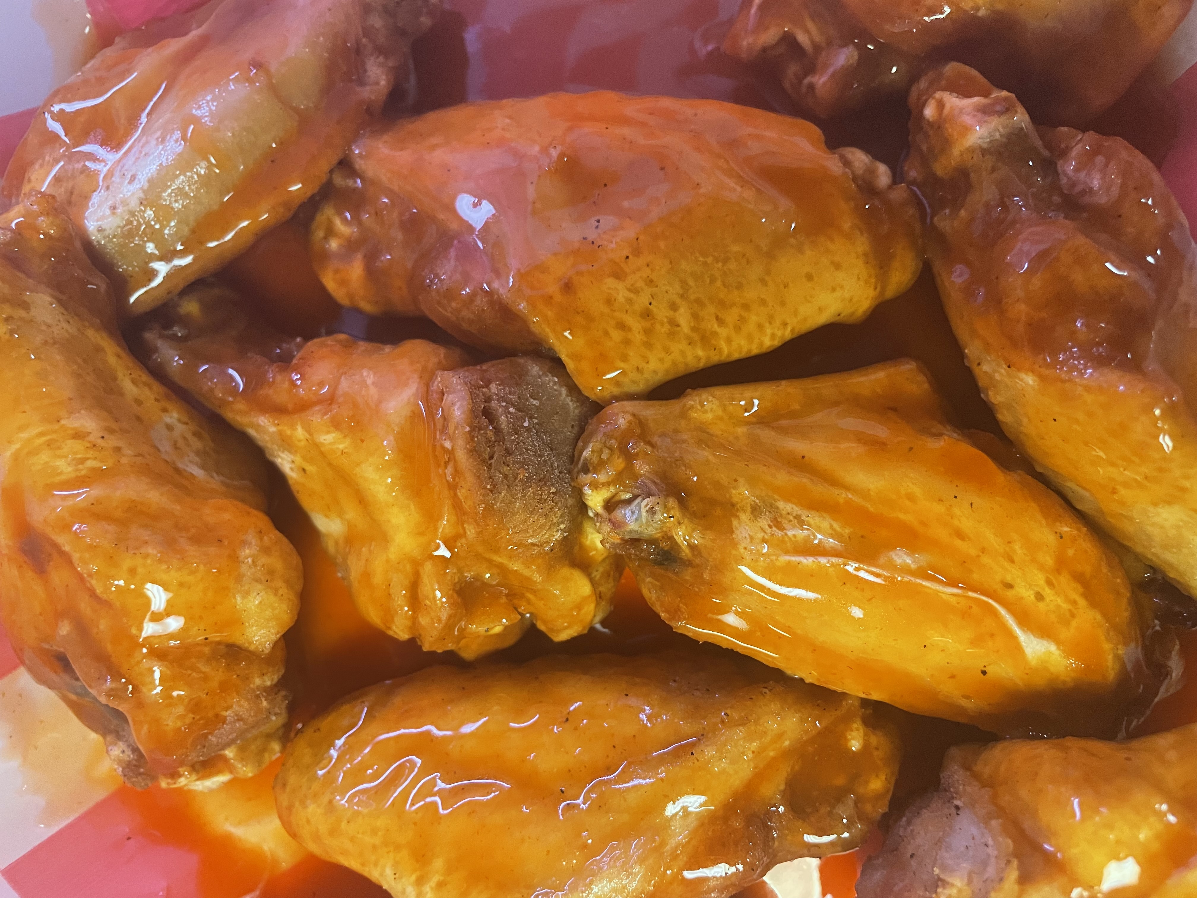 Order  Traditional Wings food online from Billie Burgers And Beers store, Lebanon on bringmethat.com