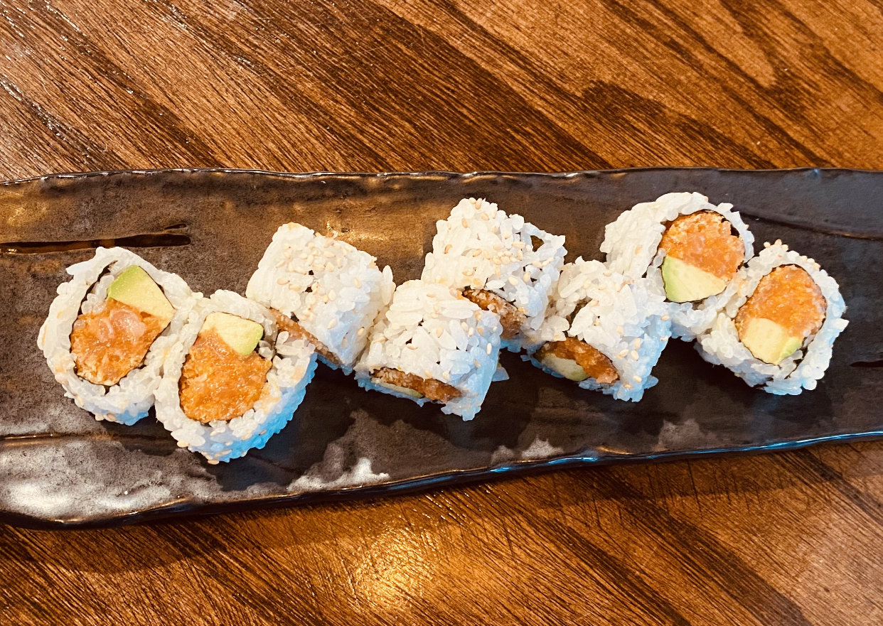 Order Spicy Tuna Roll  food online from Mikoto Ramen Bar & Sushi store, Southlake on bringmethat.com