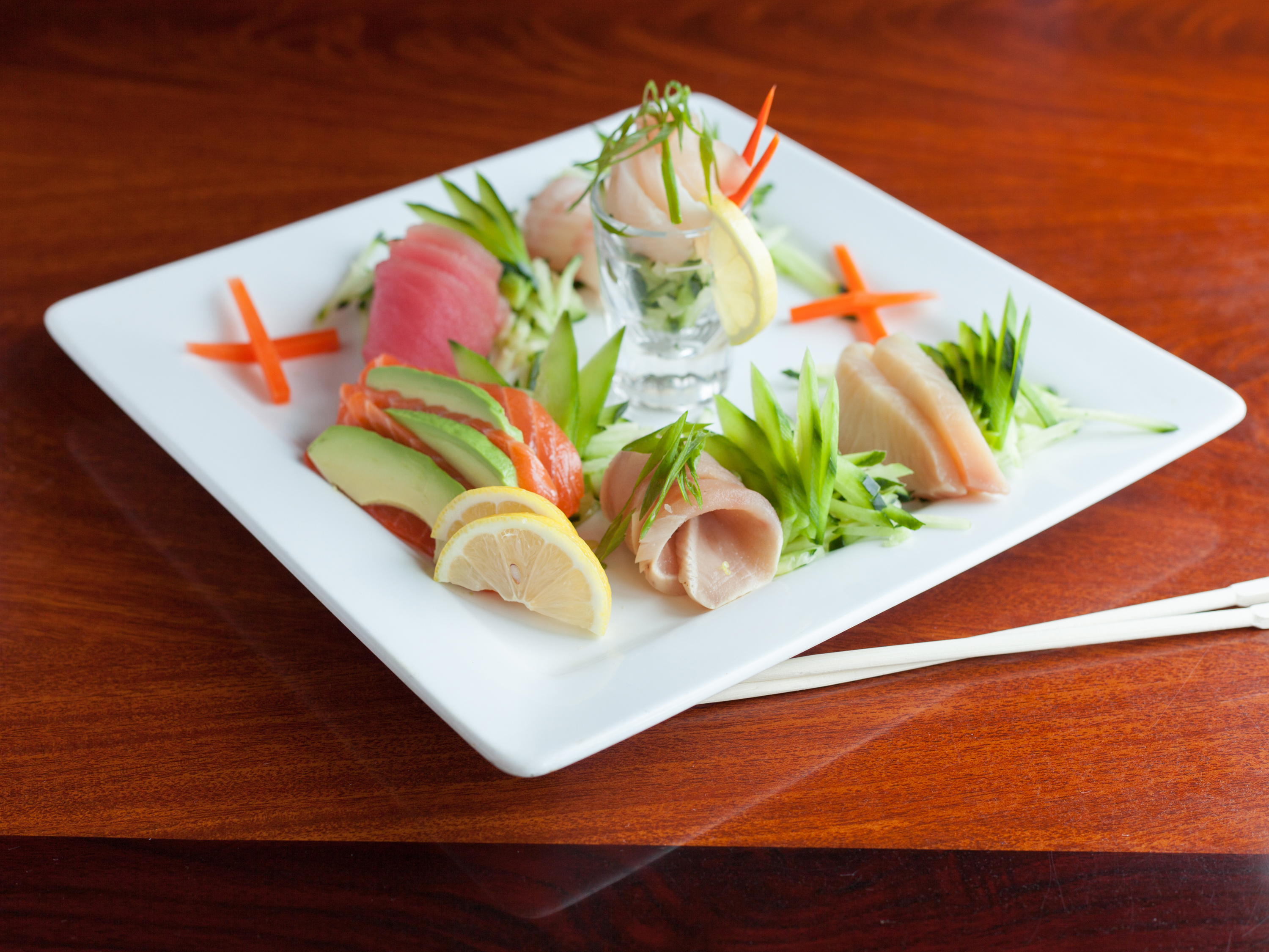 Order Sashimi Combination Dinner food online from Genmai Sushi store, Oxnard on bringmethat.com