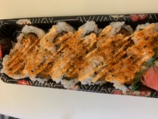 Order Spicy Salmon Roll food online from Sushiyo store, Dublin on bringmethat.com