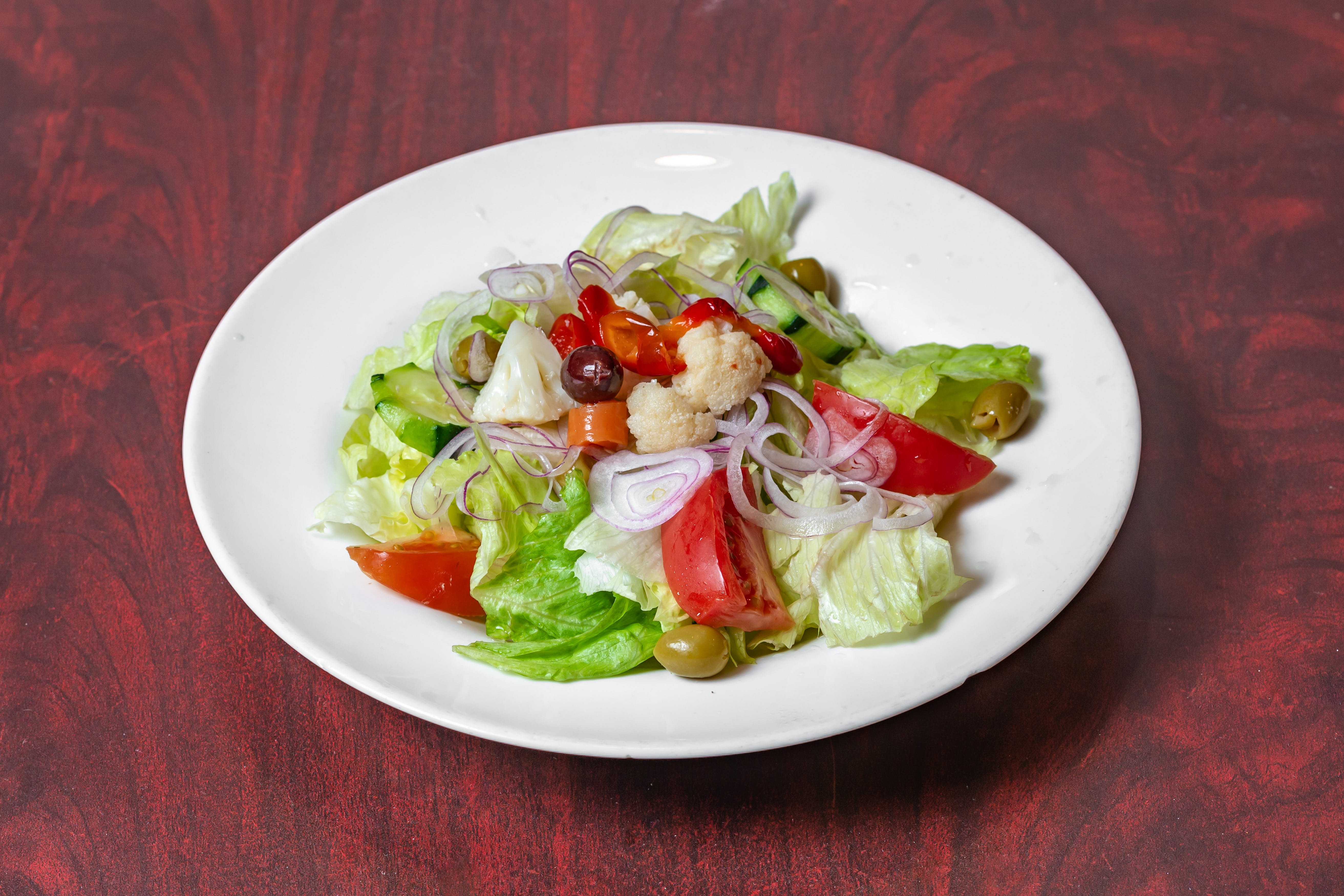 Order Green Salad - Insalate food online from La Strada Cafe store, Neshanic Station on bringmethat.com