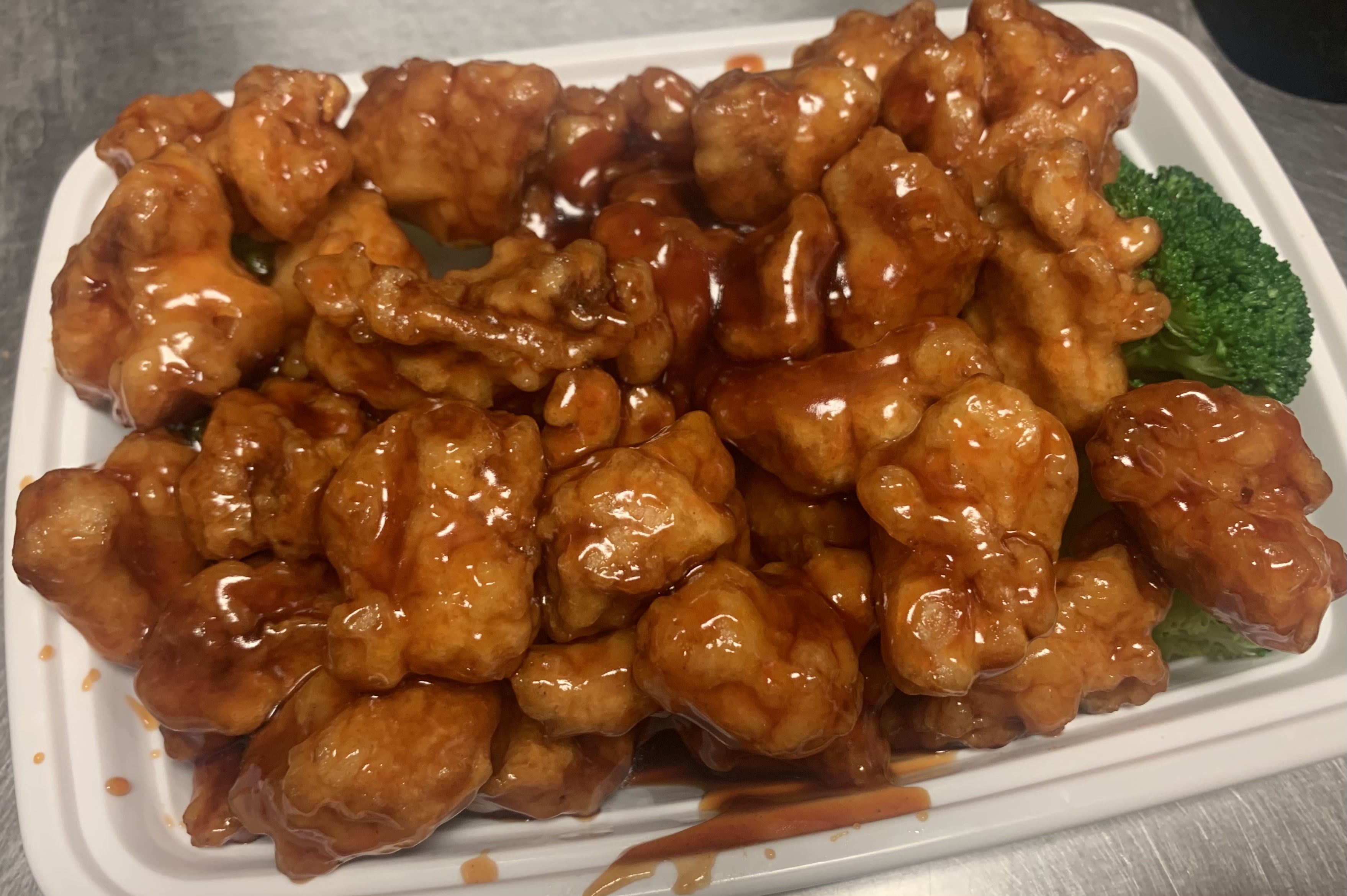 Order S3. General Tso's Chicken food online from Chopstix House store, Lawnside on bringmethat.com