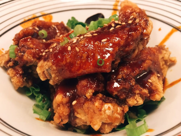 Order Sesame Chicken Wings 2 Ways food online from Sachi asian bistro store, New York on bringmethat.com