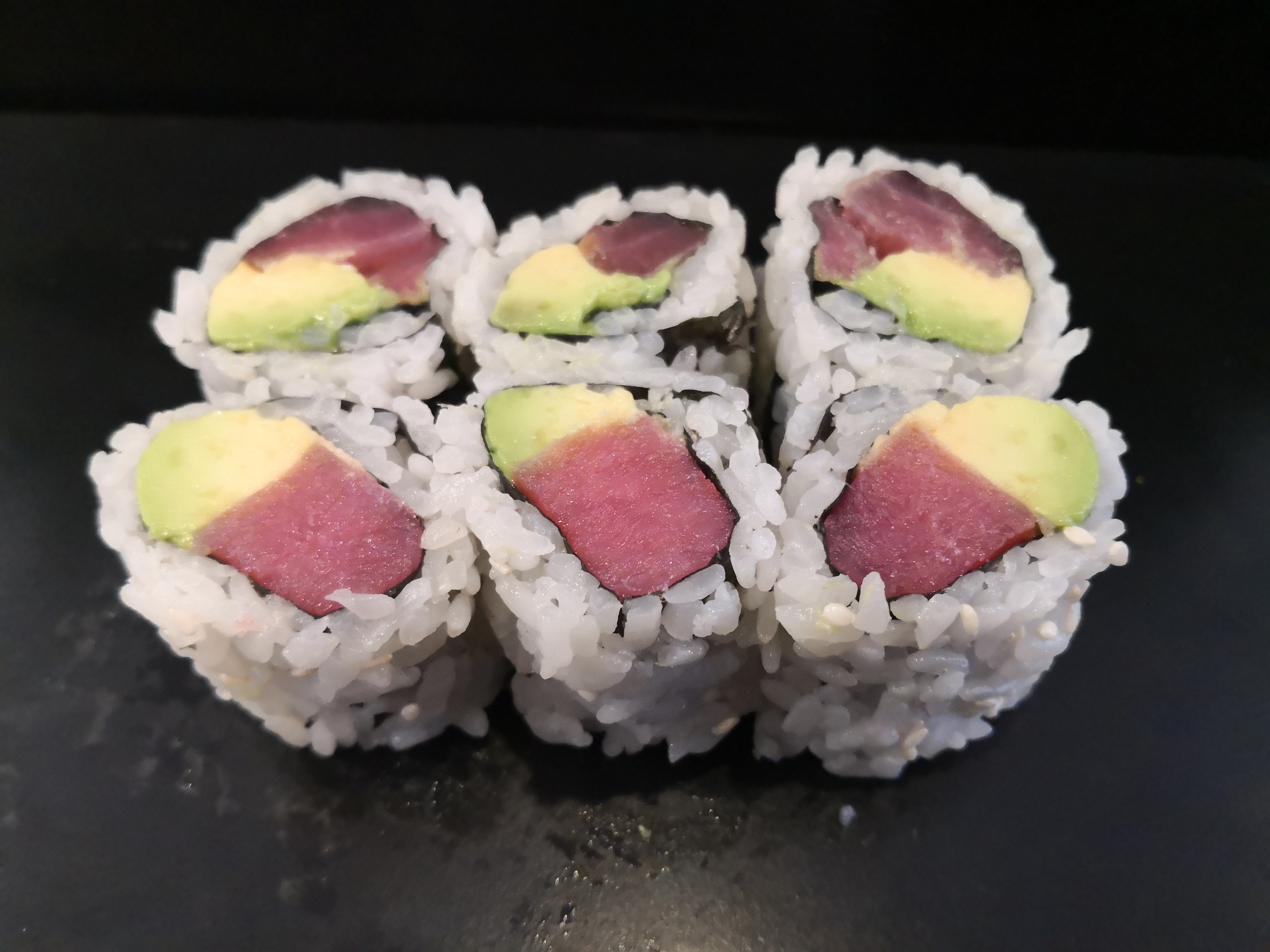 Order Tuna Avocado Roll food online from Makana Hawaiian & Japanese BBQ store, New York on bringmethat.com