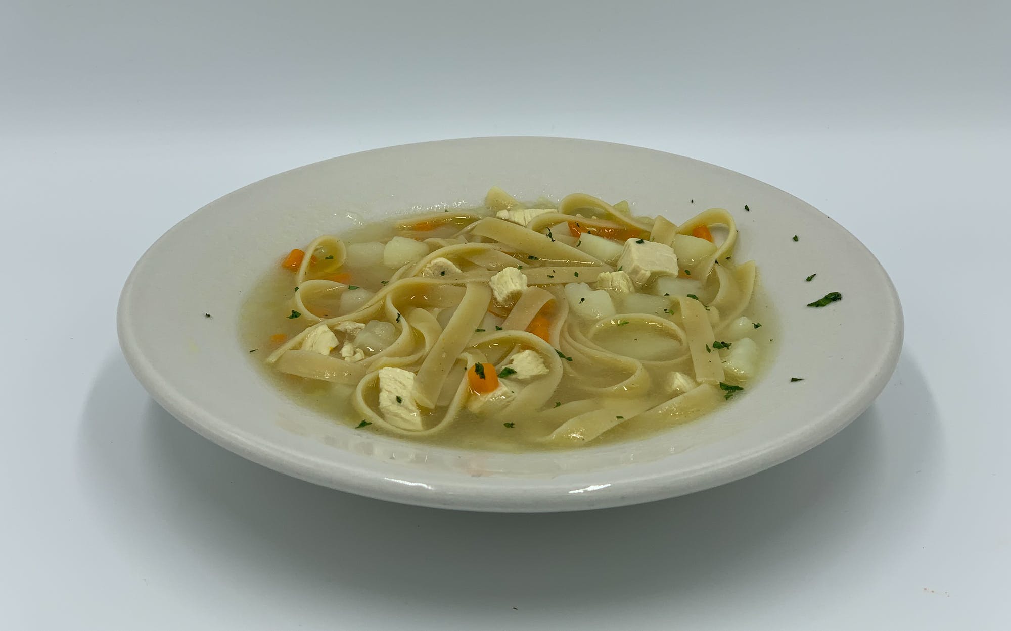 Order Chicken Noodle Soup - Pint food online from Mario Pizza store, Westbury on bringmethat.com