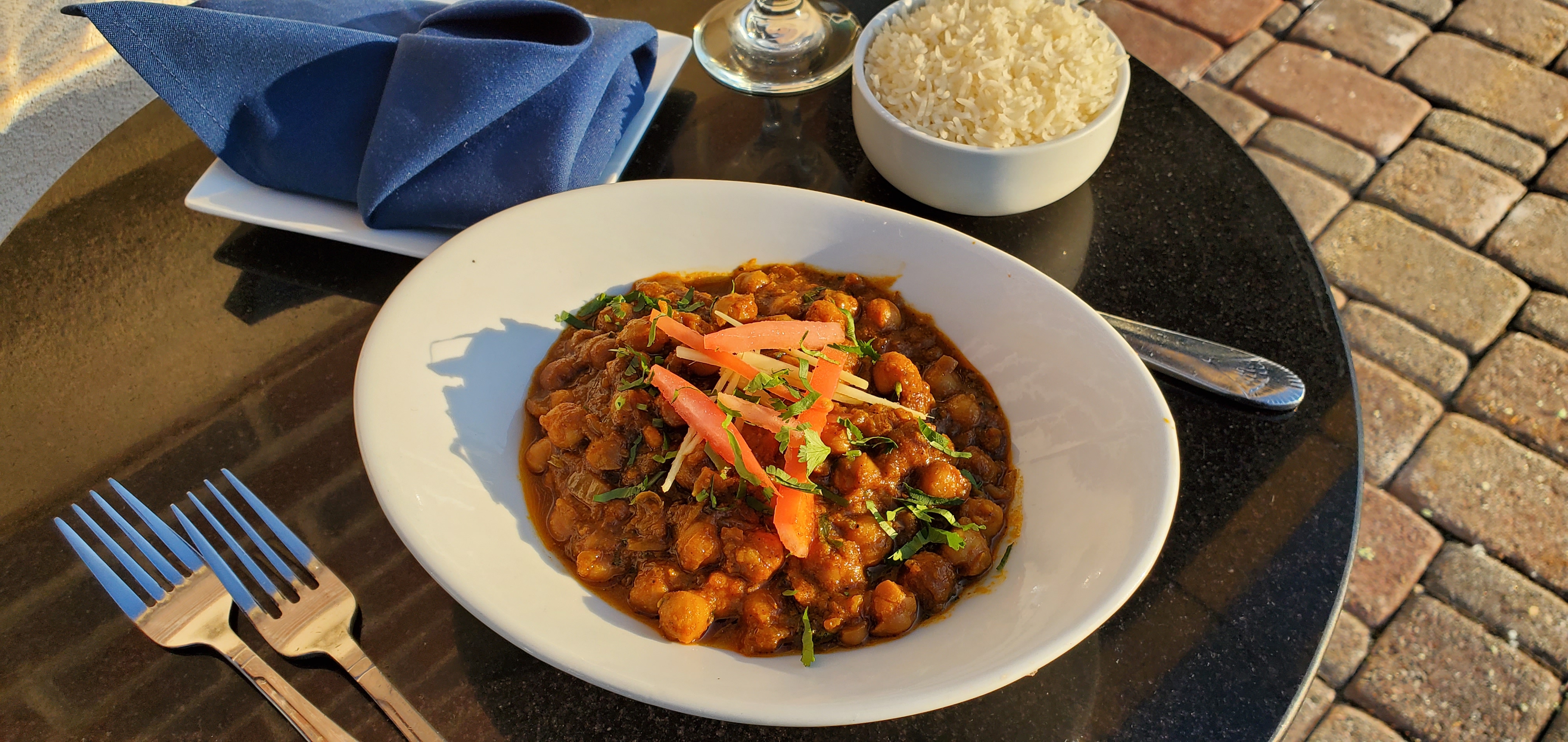 Order Chana Masala food online from Spice Route store, Parsippany on bringmethat.com