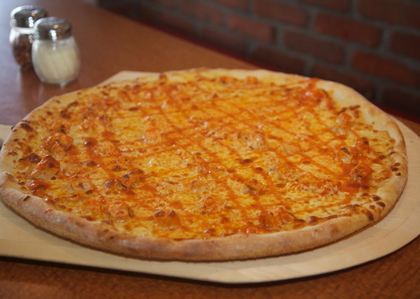 Order Buffalo Chicken Pizza (White) food online from Knockout Pizza store, Carlsbad on bringmethat.com