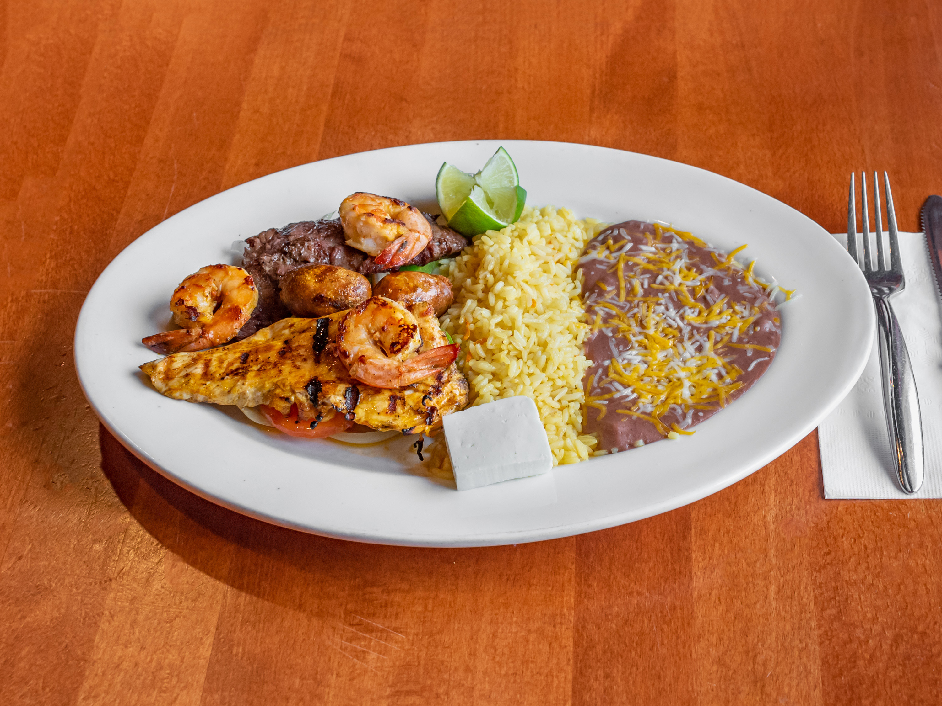 Order Acapulco Grilled Parrillada food online from Two Amigos Restaurant store, Herndon on bringmethat.com