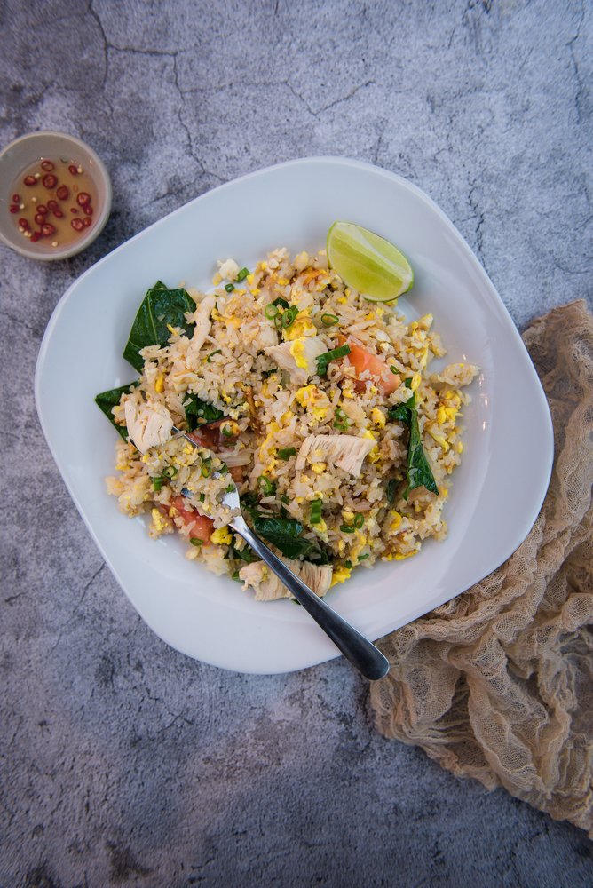 Order T401. Thai Fried Rice food online from Thai Aroma store, Chicago on bringmethat.com