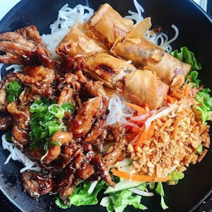Order N10. Vermicelli Bowl food online from Chang Thai & Pho store, North Bend on bringmethat.com