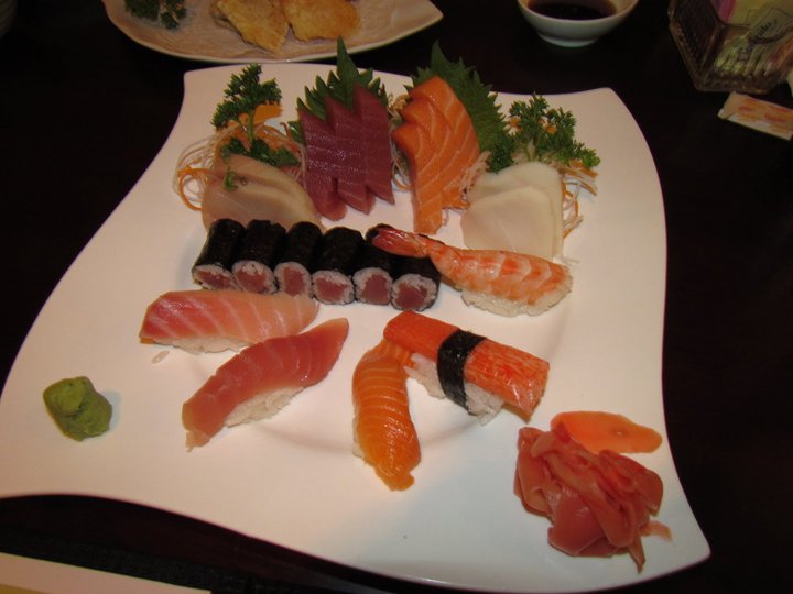 Order #5. Sushi and Sashimi Combination (Sushi Bar Entrees) food online from Mizu Sushi store, Parma on bringmethat.com